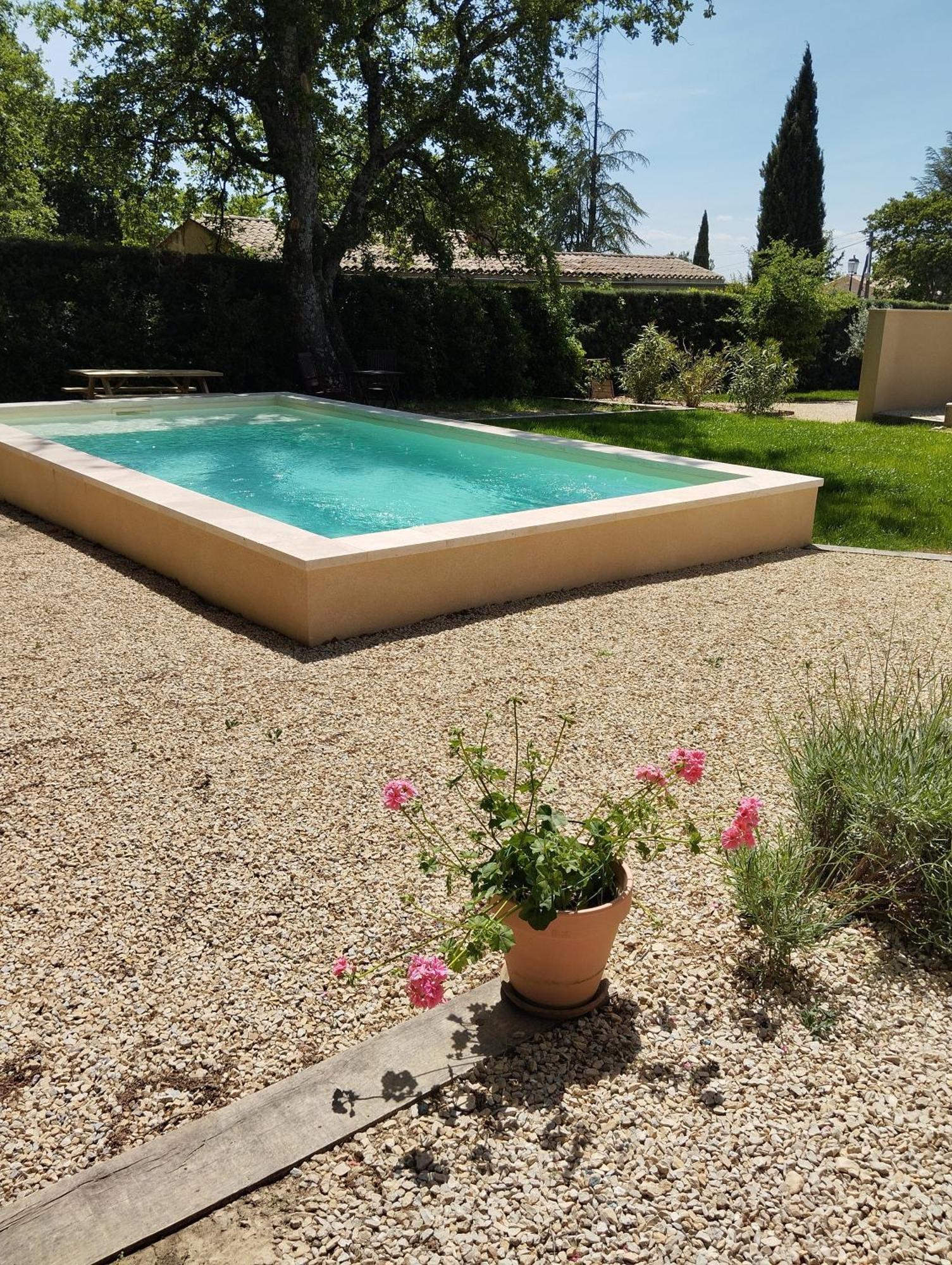 Les Cheneslierres Bed & Breakfast Lourmarin Eksteriør bilde